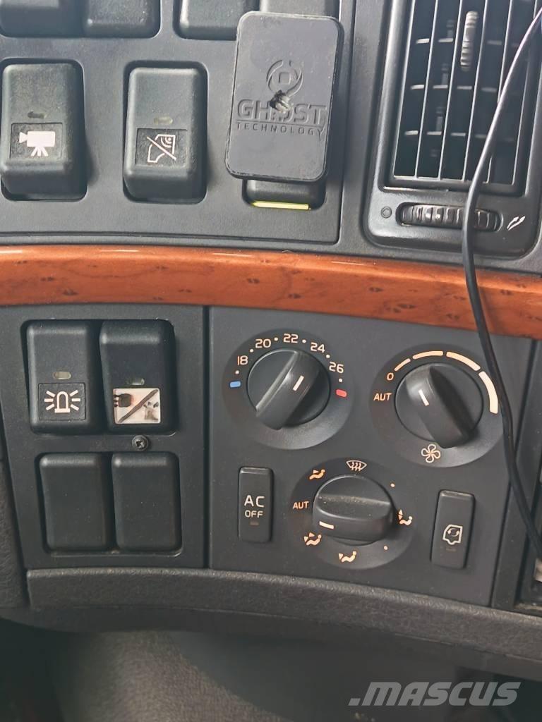 Volvo FH 12 中古トラクターヘッド | トレーラーヘッド