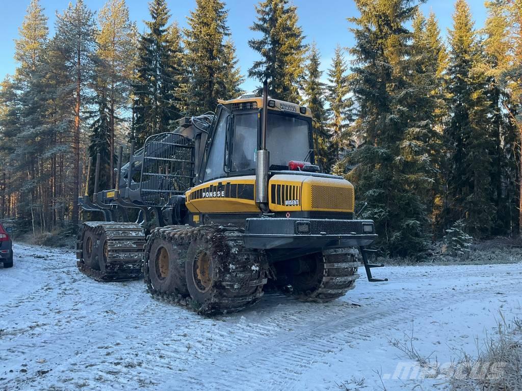 Ponsse WISENT 8W フォワーダー