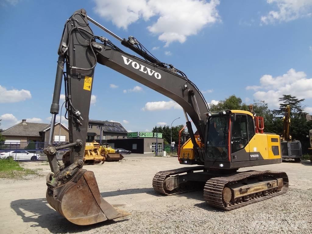 Volvo EC 220 E 大型油圧ショベル12t以上（パワーショベル・ユンボ）