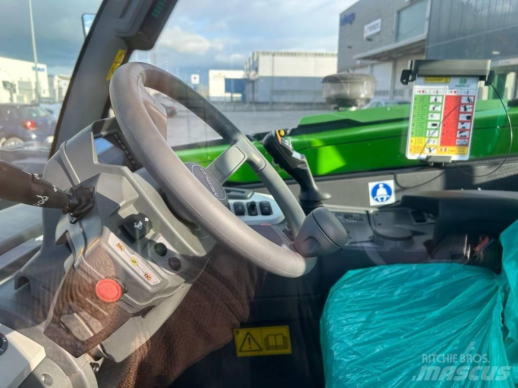 Merlo TF 35.7 農業用テレハンドラー