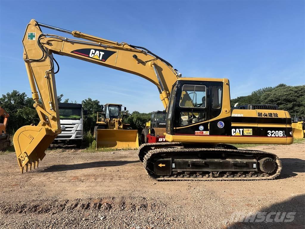 CAT 320 B 大型油圧ショベル12t以上（パワーショベル・ユンボ）