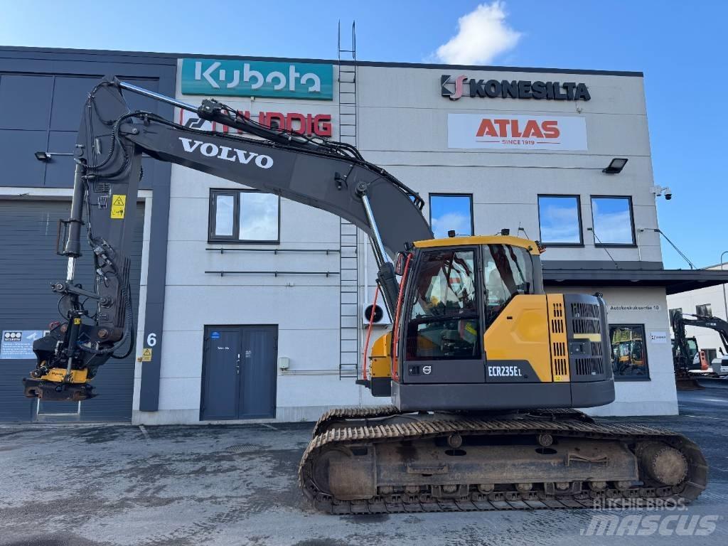 Volvo ECR 235 EL 大型油圧ショベル12t以上（パワーショベル・ユンボ）
