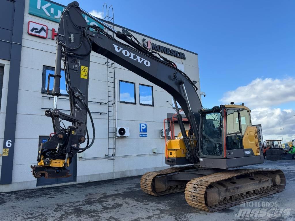 Volvo ECR 235 EL 大型油圧ショベル12t以上（パワーショベル・ユンボ）