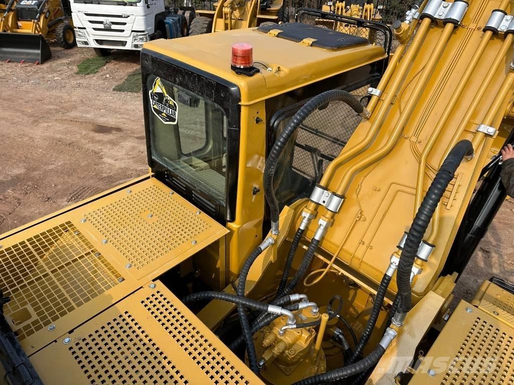 CAT 330 B 大型油圧ショベル12t以上（パワーショベル・ユンボ）