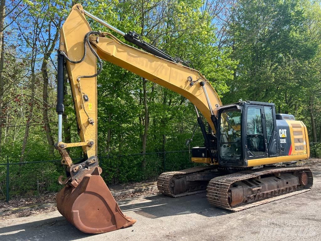 CAT 323 E 大型油圧ショベル12t以上（パワーショベル・ユンボ）