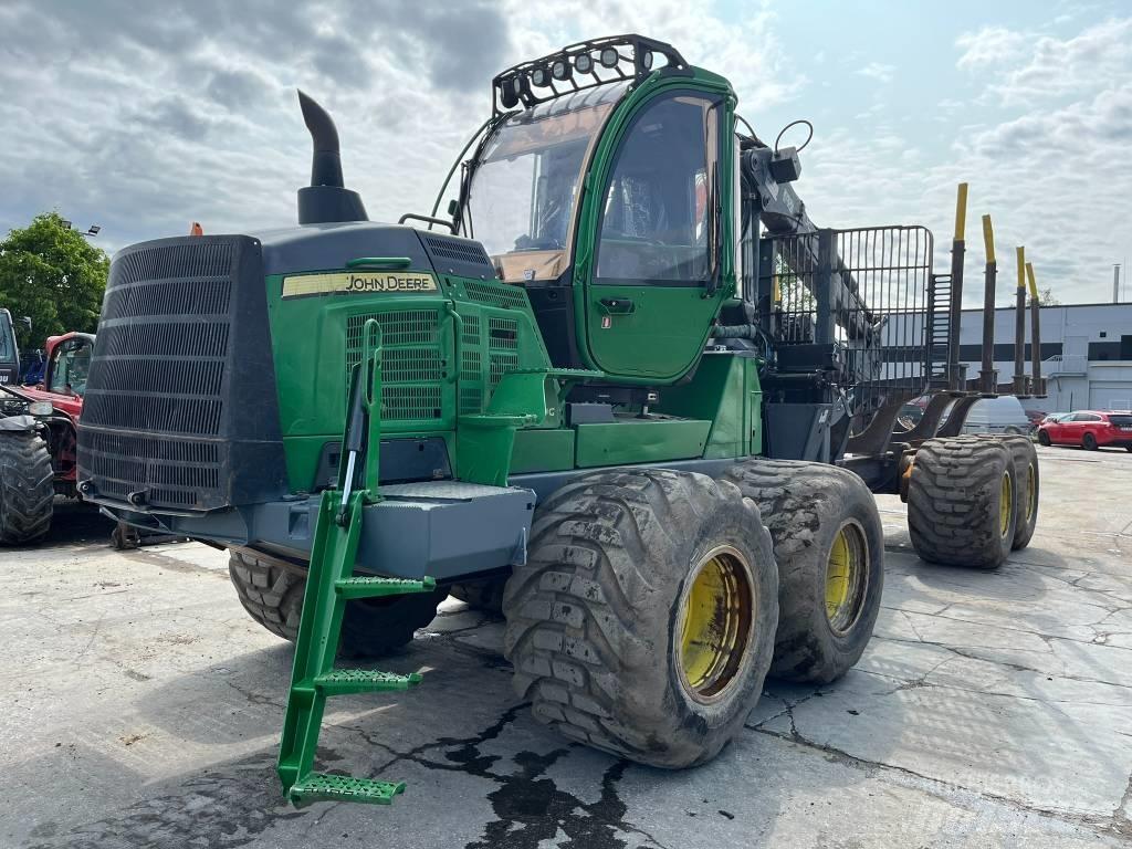 John Deere 1510G フォワーダー