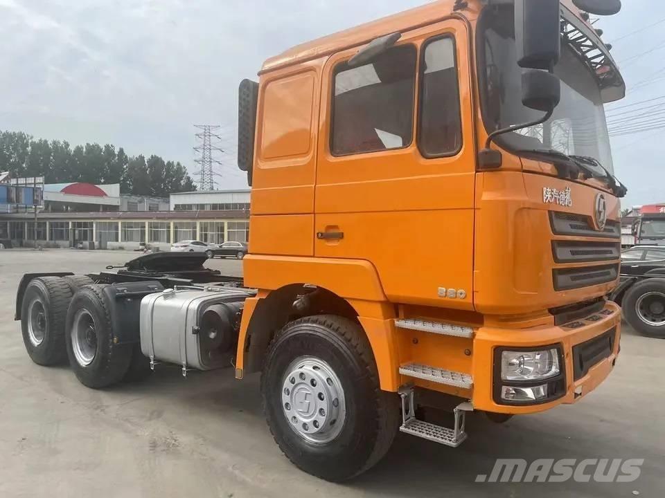 Shacman F3000 6x4 中古トラクターヘッド | トレーラーヘッド
