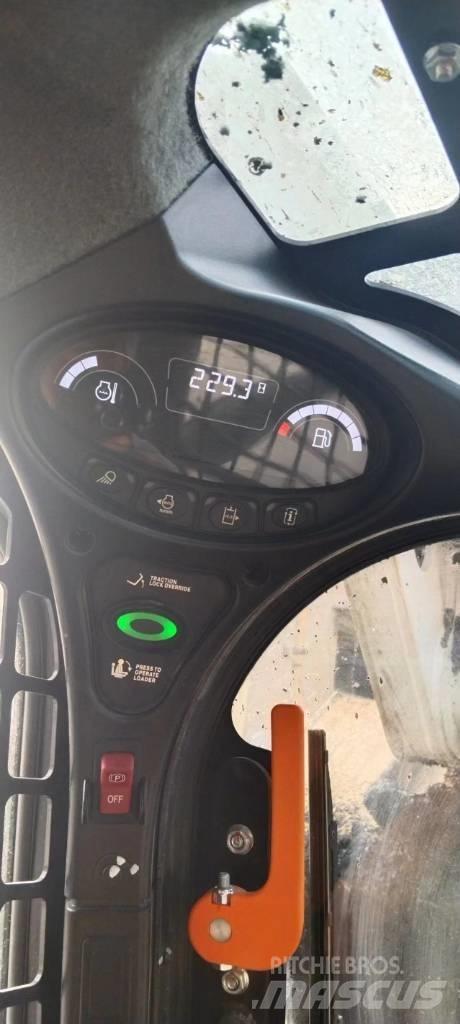 Bobcat S 510 スキッドステアローダー