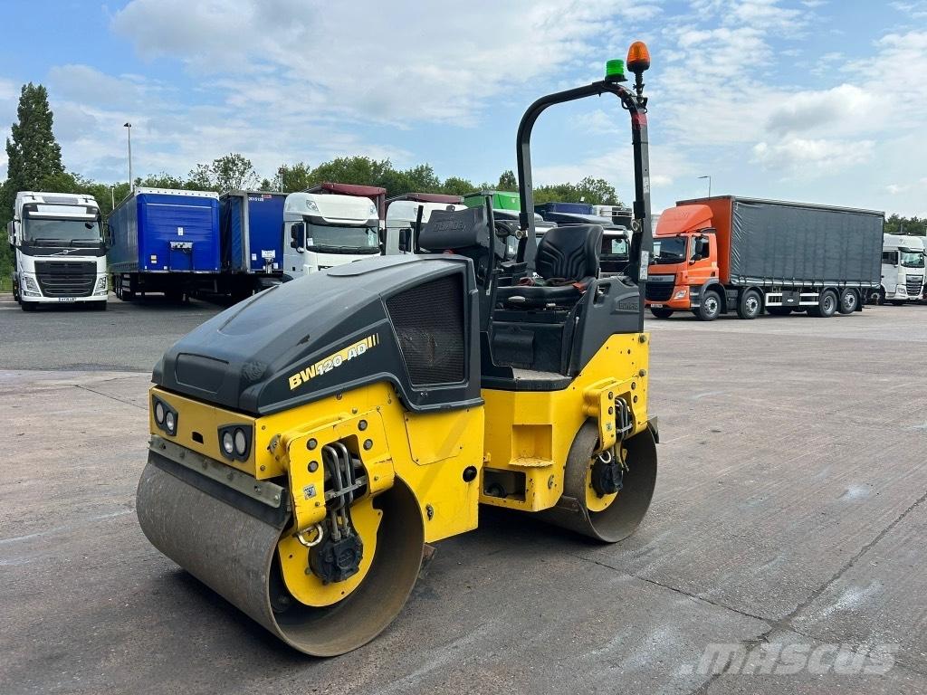 Bomag BW120 AD-5 タンデムローラ