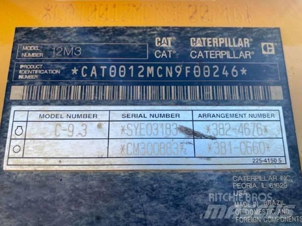 CAT 12 M 3 モーターグレーダー