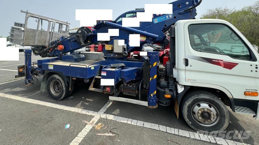 Horyong SKY280 トラック高所作業車