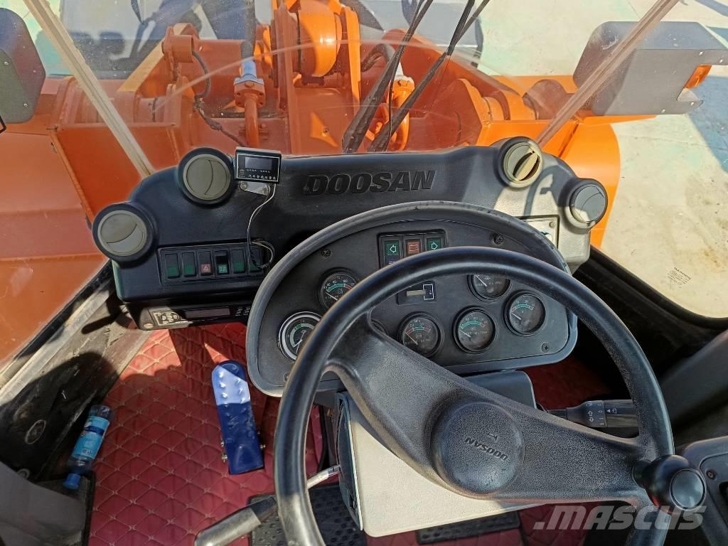 Doosan DL 505 ホイールローダー・タイヤショベル