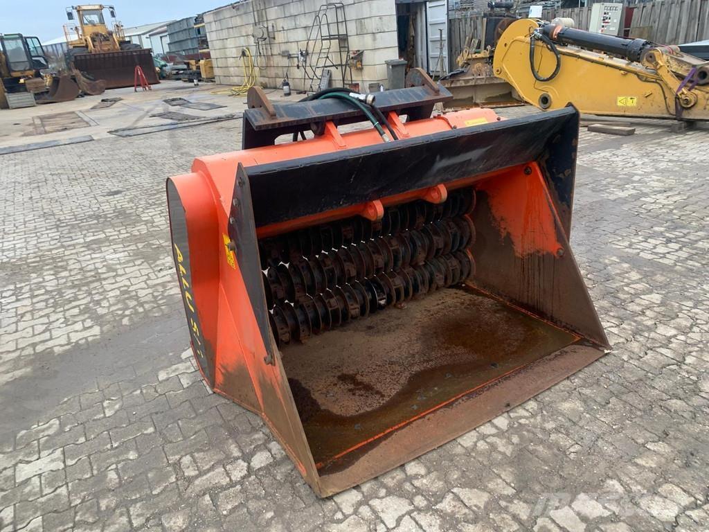 Allu SM 3-17 バケット