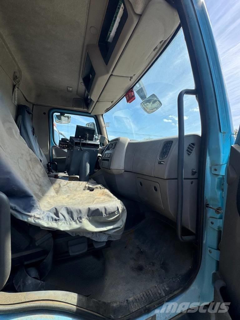 DAF LF 220 街路清掃車