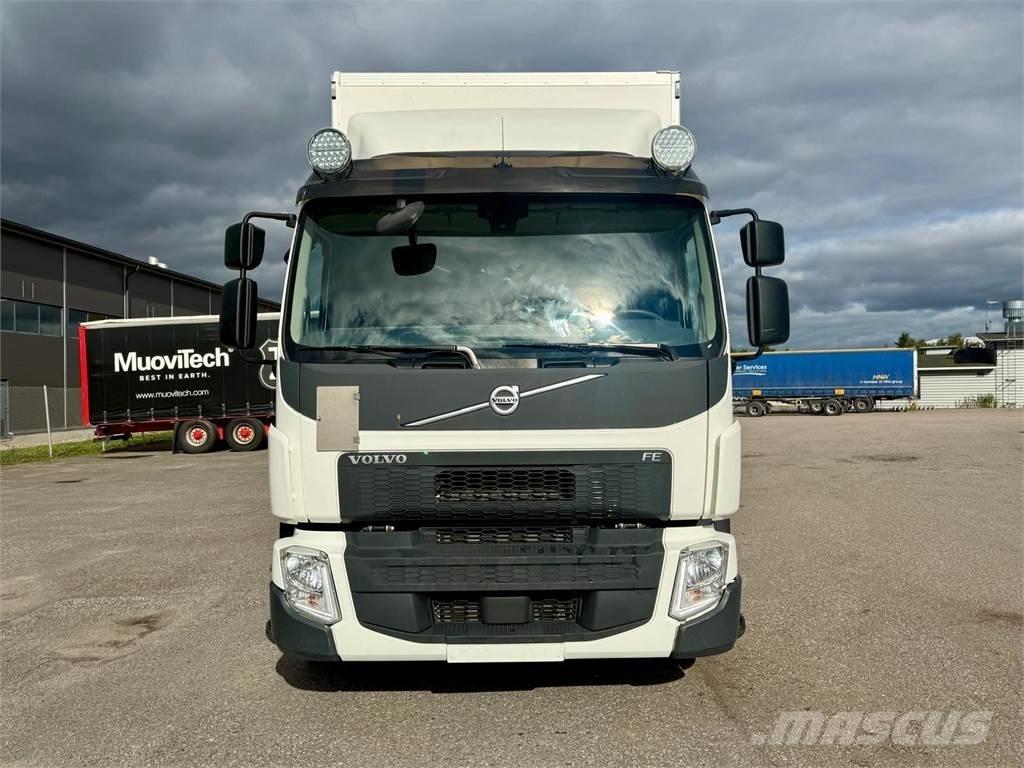 Volvo FE320 4x2 ボックスボディー、ウイング、箱車
