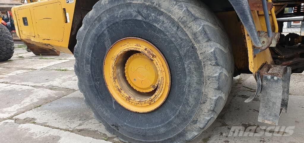 Bell B 40 D アーティキュレート式ダンプトラック