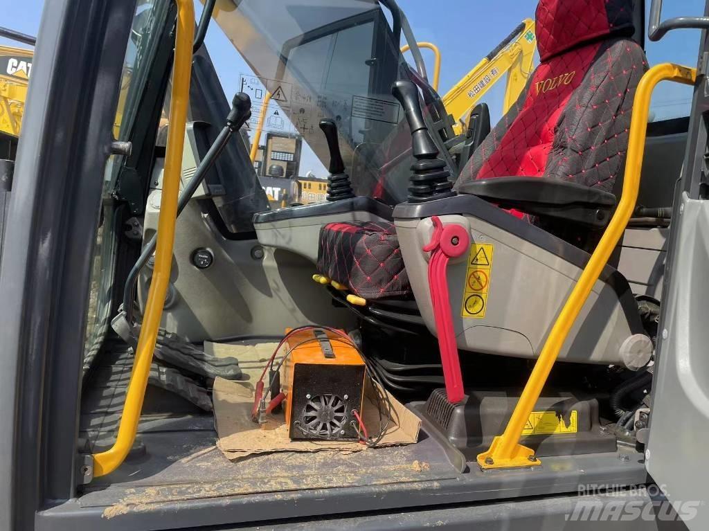 Volvo EC 220 大型油圧ショベル12t以上（パワーショベル・ユンボ）