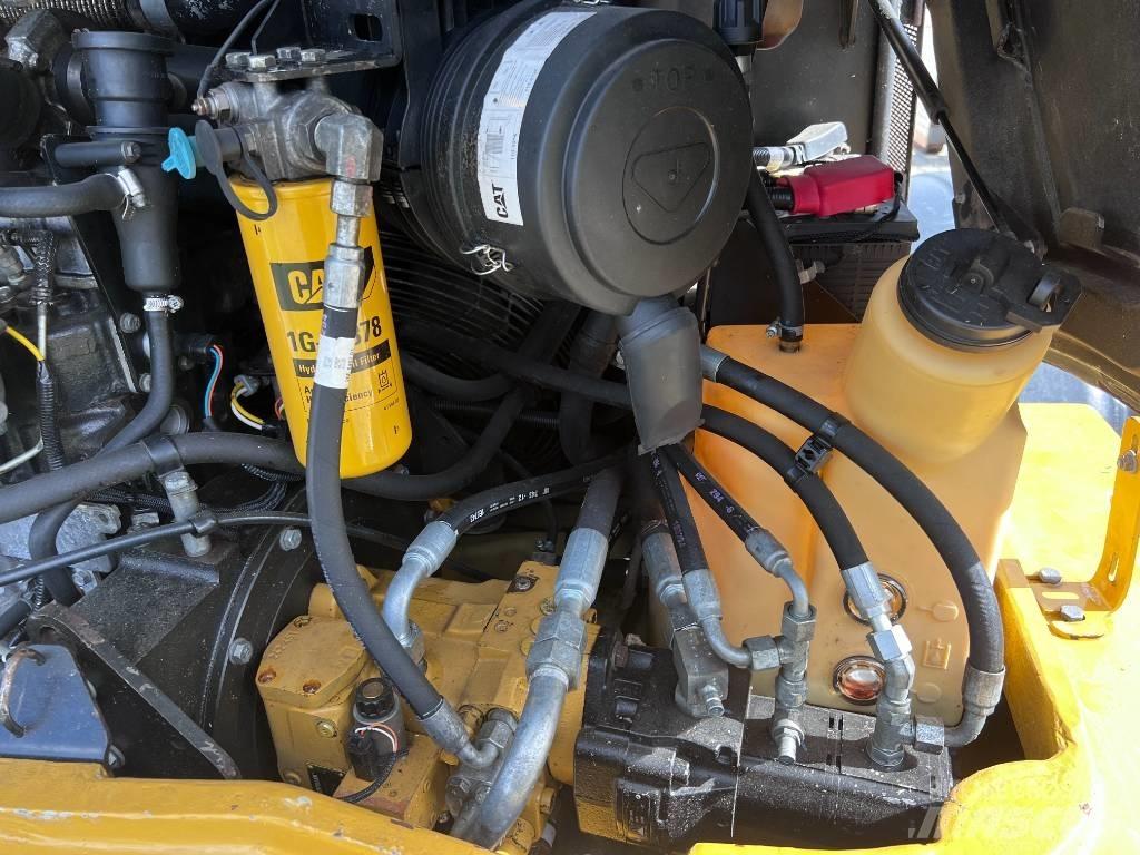 CAT 908 H ホイールローダー・タイヤショベル