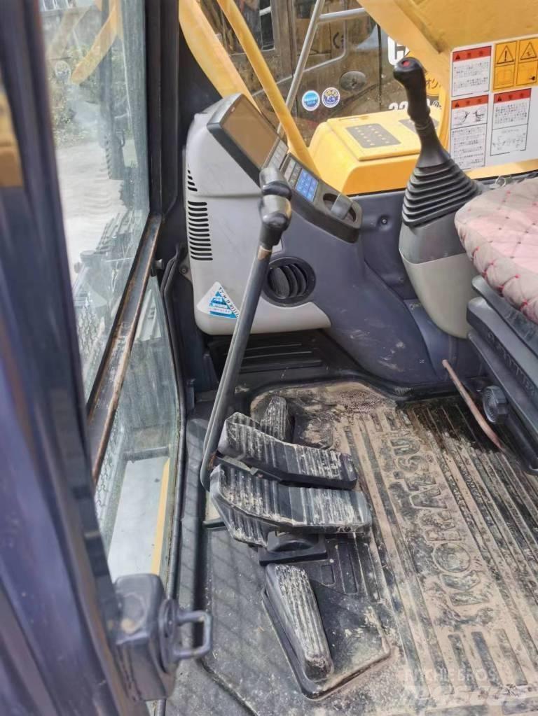 Komatsu PC 240-8 大型油圧ショベル12t以上（パワーショベル・ユンボ）