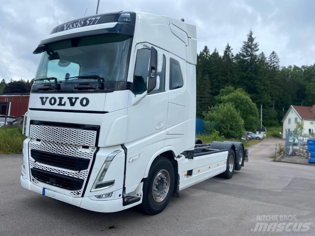 Volvo FH 13 キャブ付きシャーシ