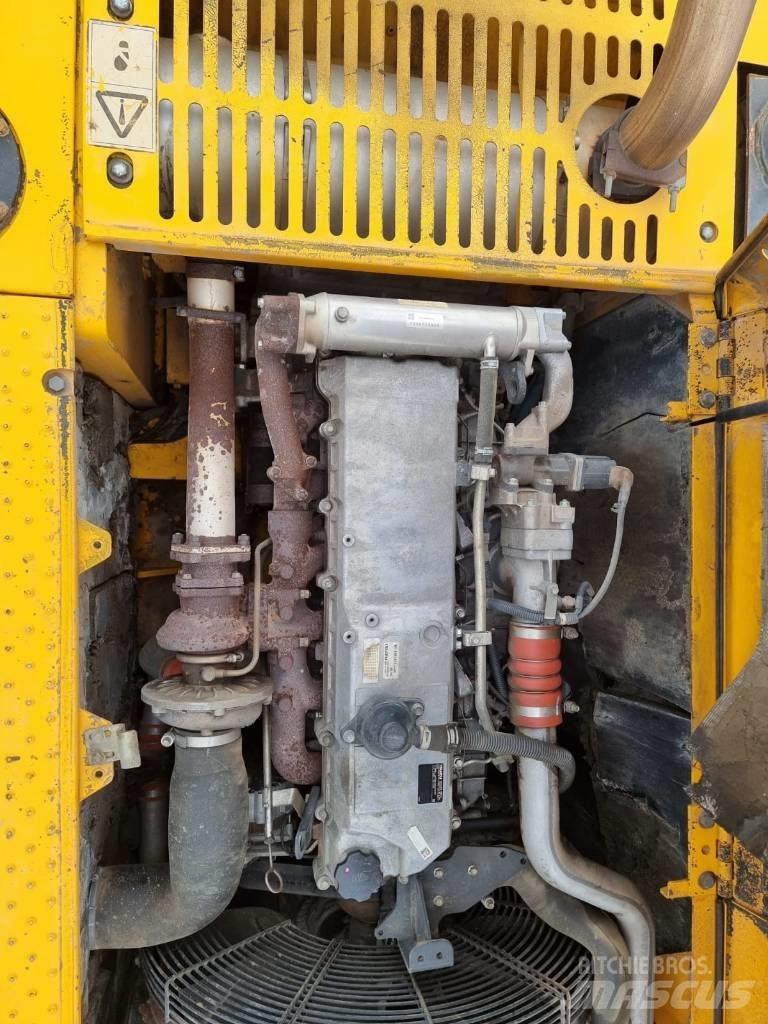 JCB JS 290 LC 大型油圧ショベル12t以上（パワーショベル・ユンボ）