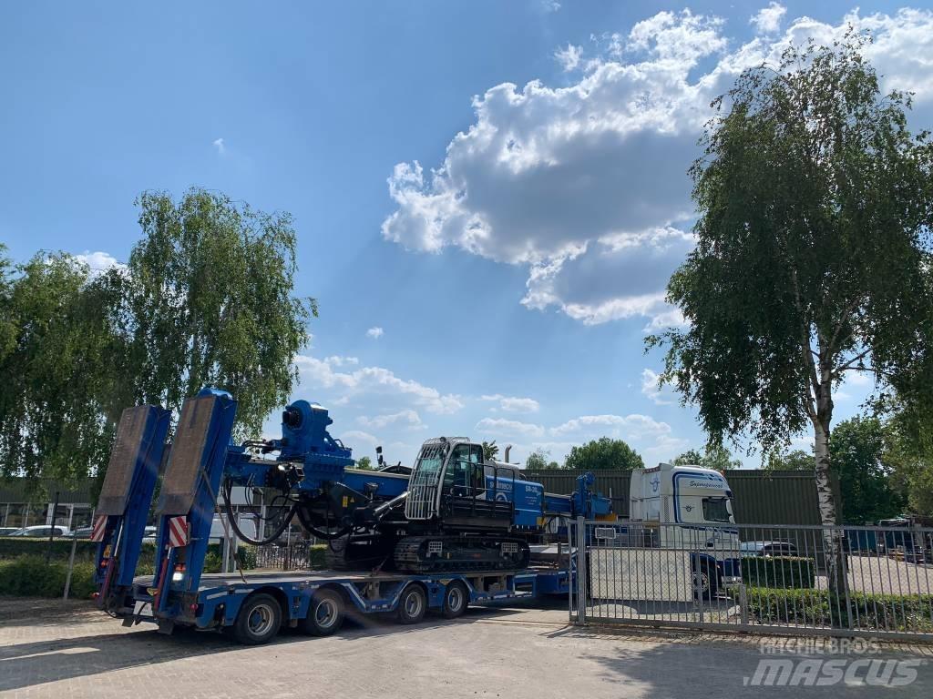 Soilmec SR 30 Eagle 杭打ち機