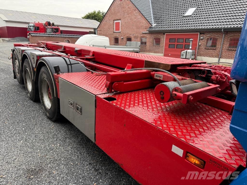 Scania R520 8x4 ケーブルリフト着脱式トラック