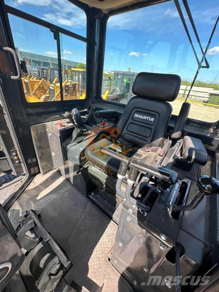 Shantui SD 22 F ブルドーザー