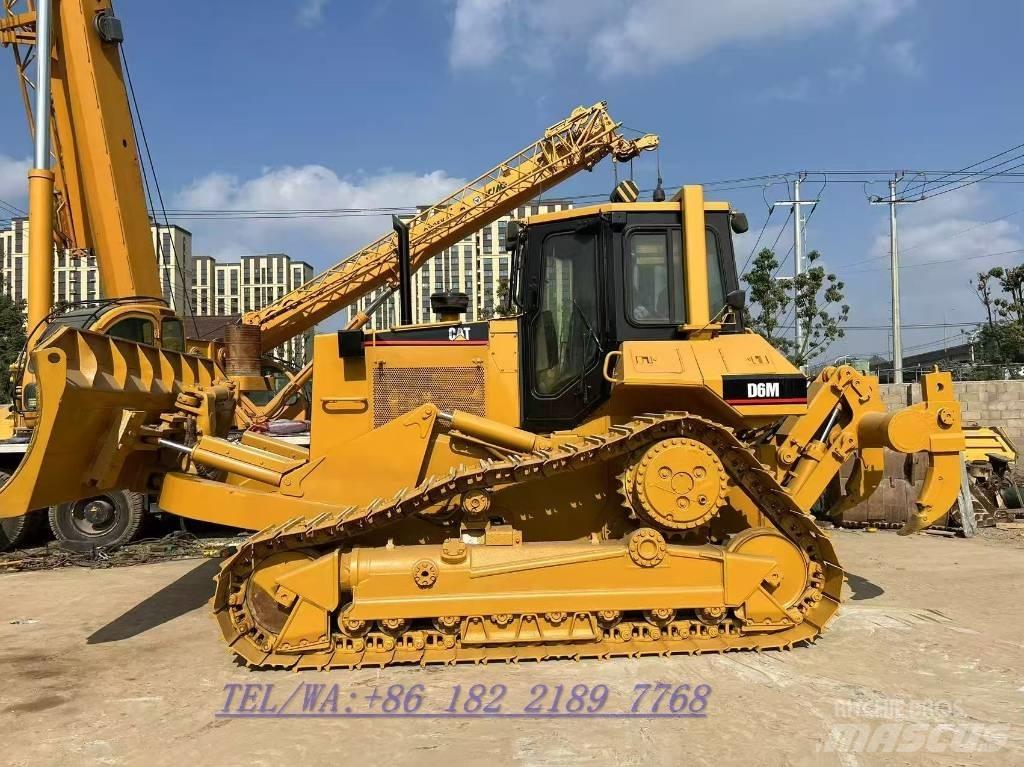CAT D 6 M P LGP ブルドーザー