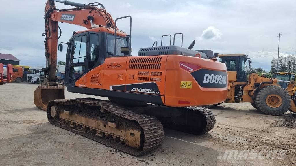 Doosan DX 255 LC-5 大型油圧ショベル12t以上（パワーショベル・ユンボ）