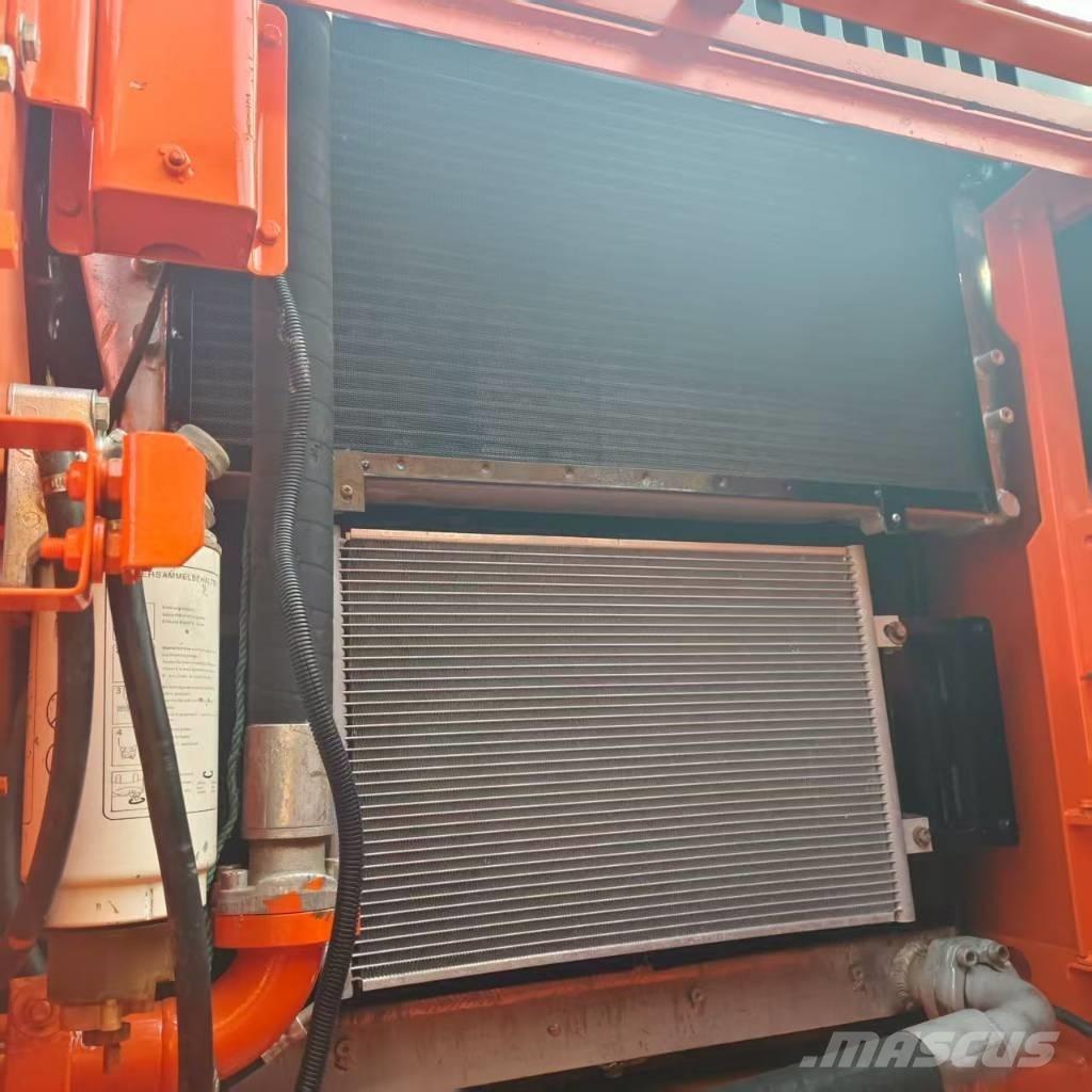 Doosan DX 300 大型油圧ショベル12t以上（パワーショベル・ユンボ）