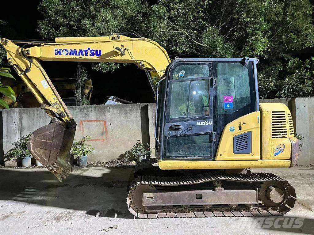 Komatsu PC 70-8 大型油圧ショベル12t以上（パワーショベル・ユンボ）