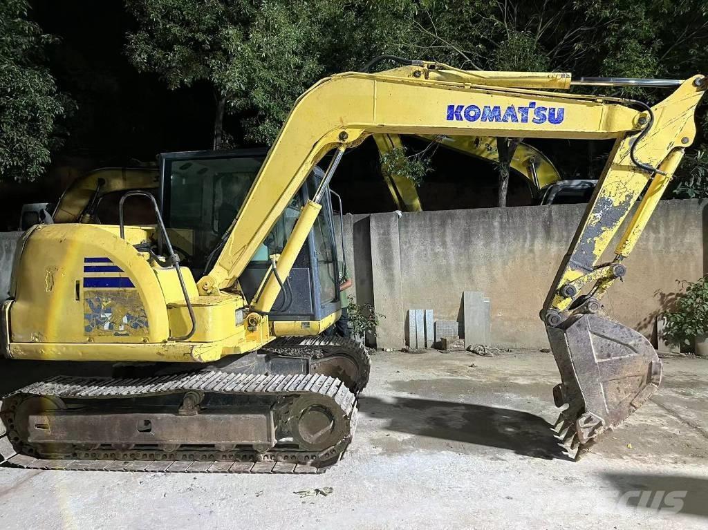 Komatsu PC 70-8 大型油圧ショベル12t以上（パワーショベル・ユンボ）