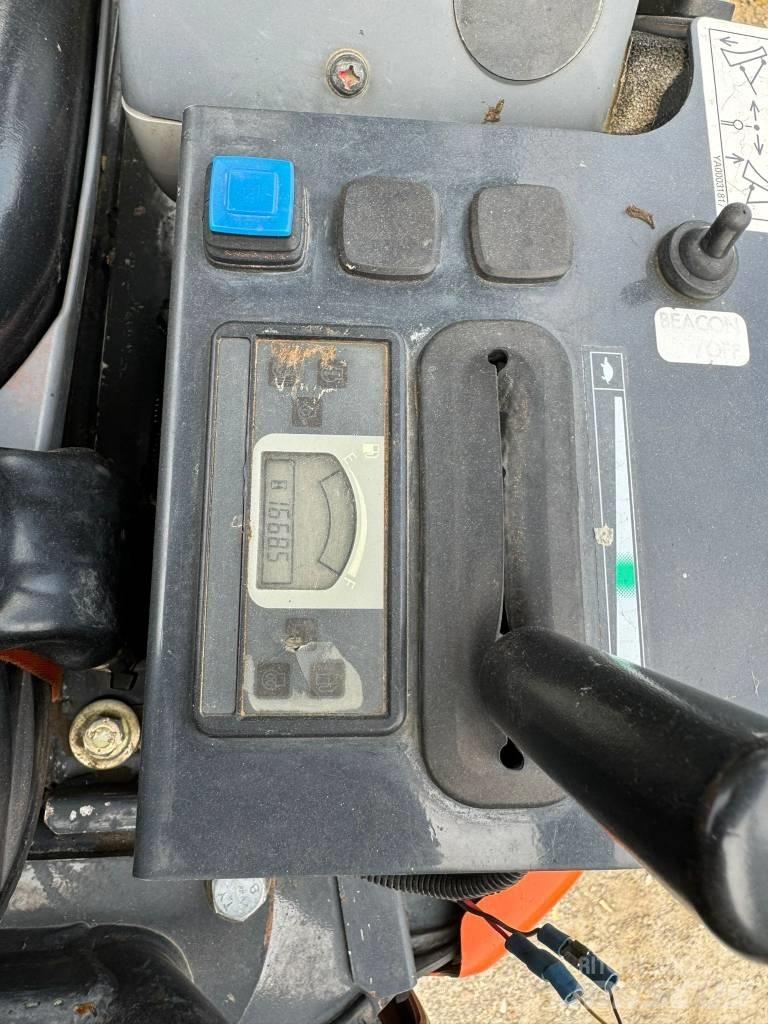 Hitachi ZX19U-5 ミニ油圧ショベル 7t以下（ミニユンボ・ミニディガー）
