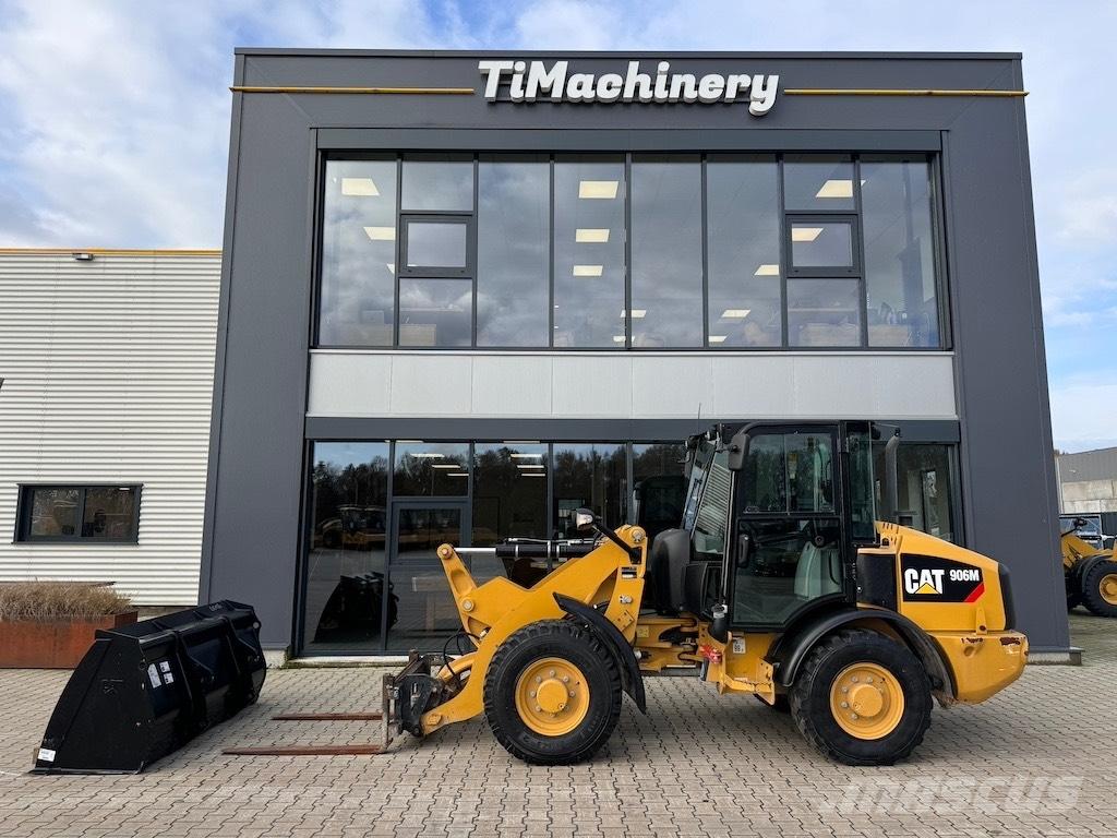 CAT 906M ホイールローダー・タイヤショベル
