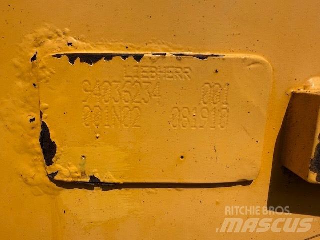Liebherr LH 26 ARMS ブーム、アーム
