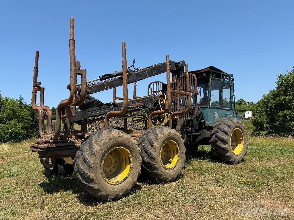 Timberjack 1010 フォワーダー