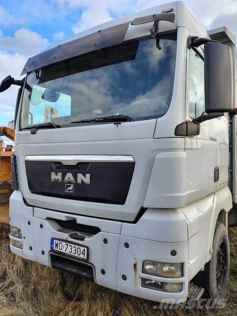 MAN TGX 33.580 クレーントラック、ユニック車