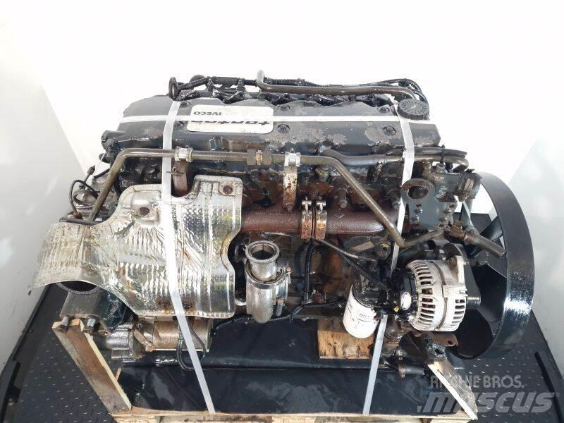 Iveco F4AE3681 エンジン