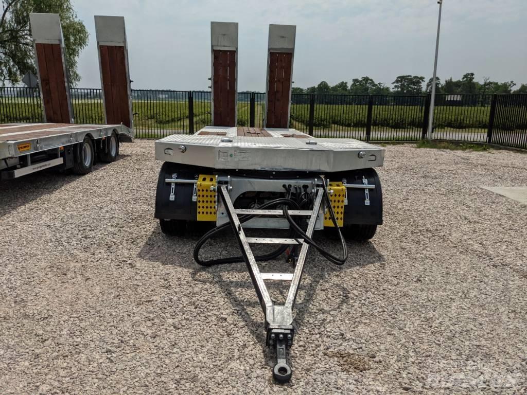  Scorpion SCR3 ローローダーセミトレーラー