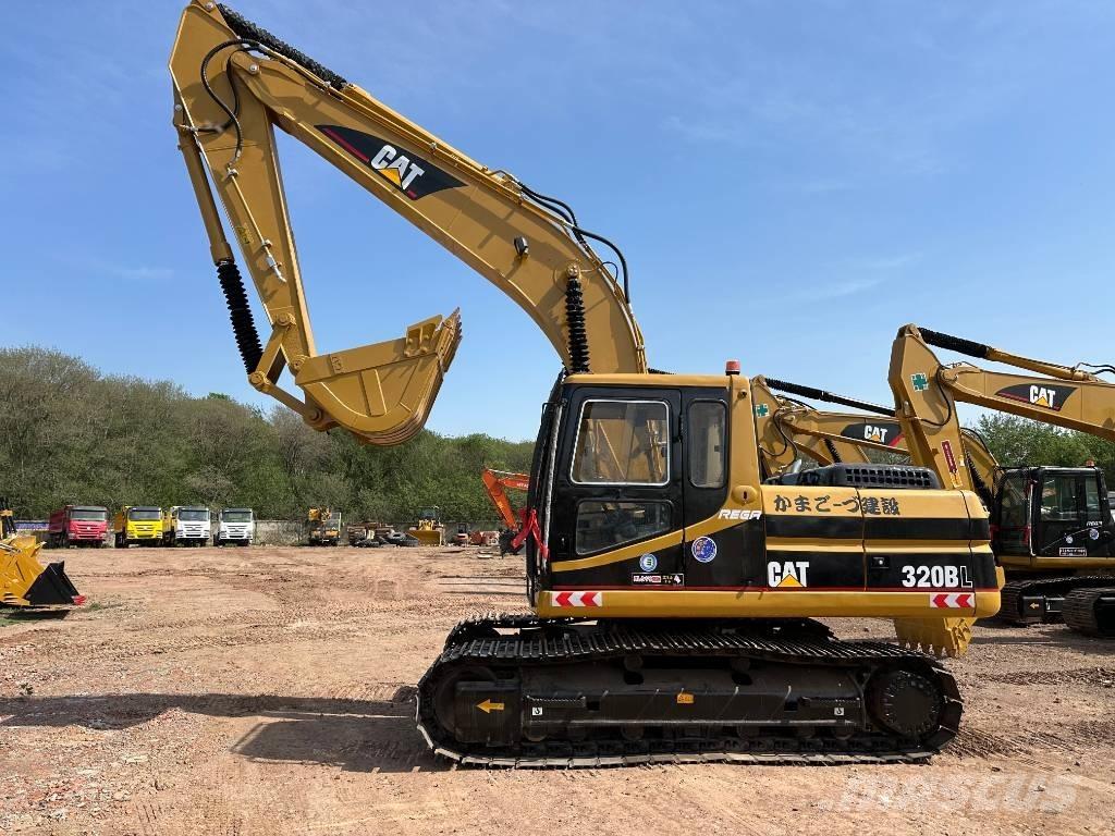 CAT 320BL 大型油圧ショベル12t以上（パワーショベル・ユンボ）
