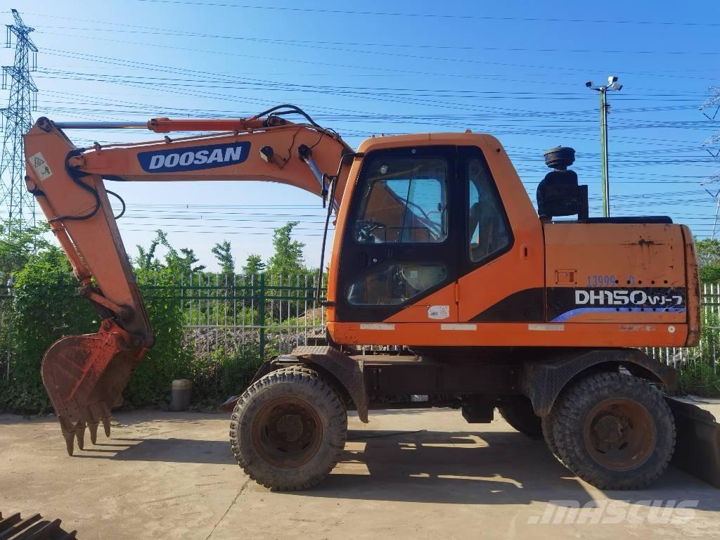 Doosan DH150W-7 ホイール式油圧ショベル（パワーショベル・ユンボ・バックホー）
