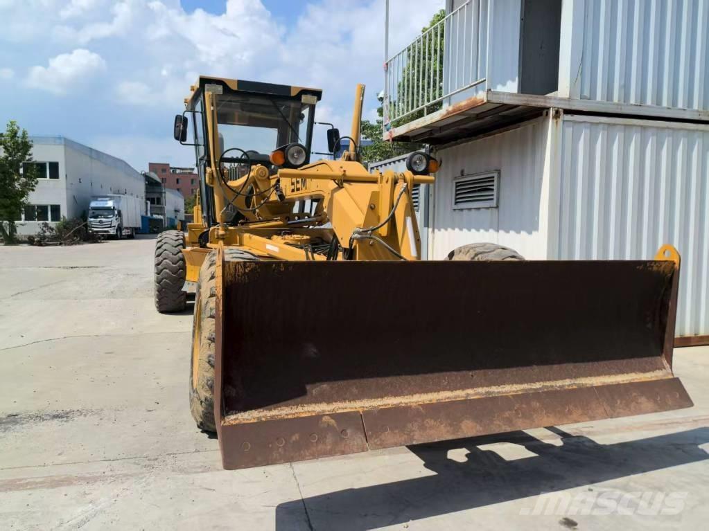 SEM 919 モーターグレーダー