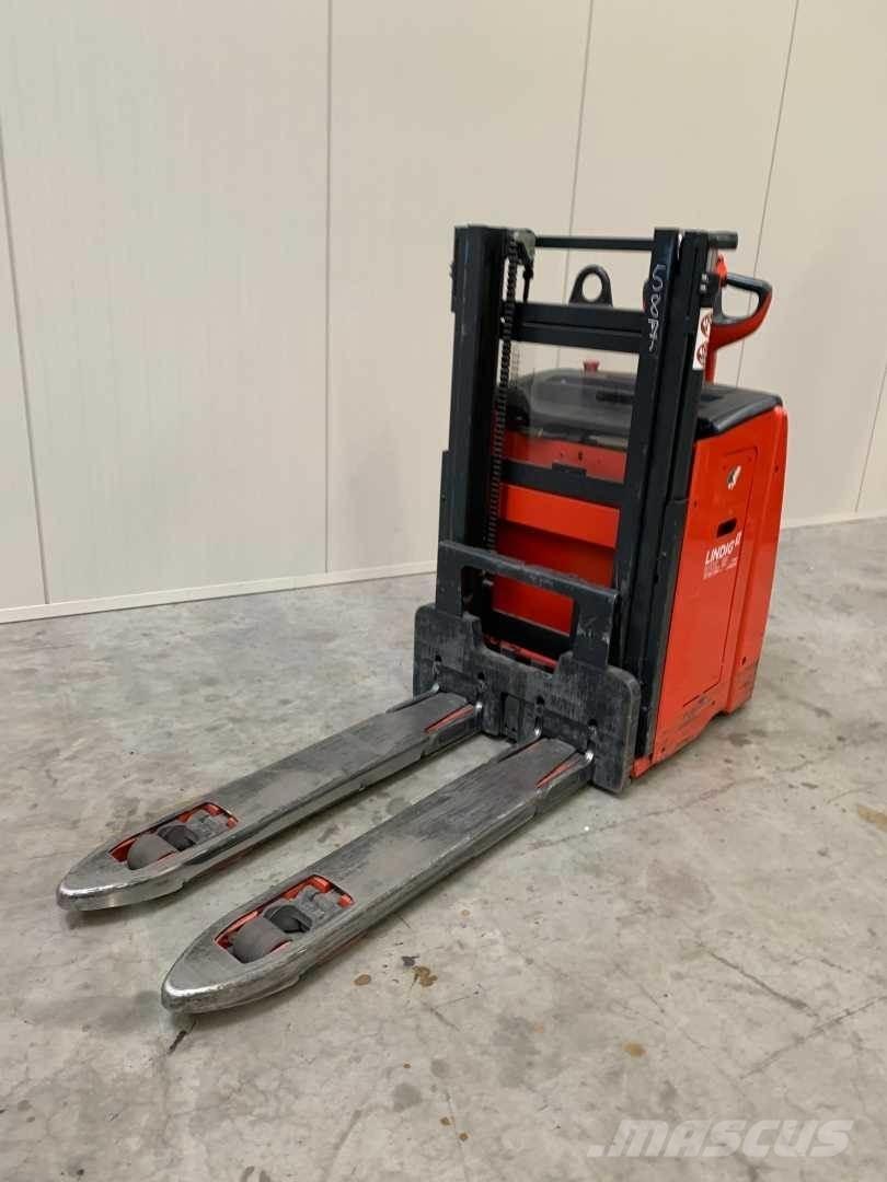 Linde D10 自走式スタッカー