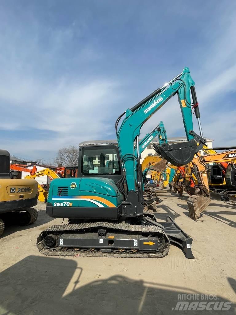 Sunward SWE 70 中型油圧ショベル 7ｔ-12ｔ（ユンボ・パワーショベル・バックホー）