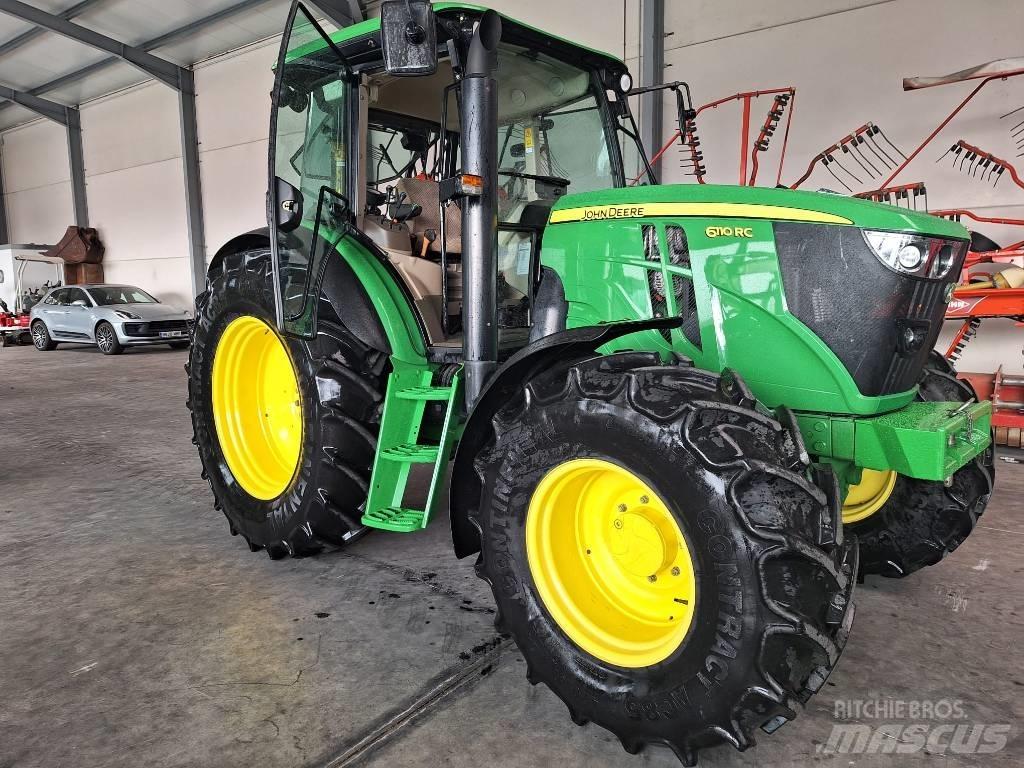 John Deere 6110 RC トラクター