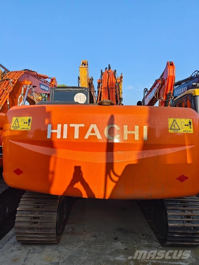 Hitachi ZX 210 大型油圧ショベル12t以上（パワーショベル・ユンボ）