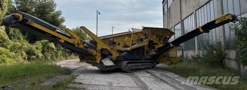 Keestrack K5e 自走式スクリーン
