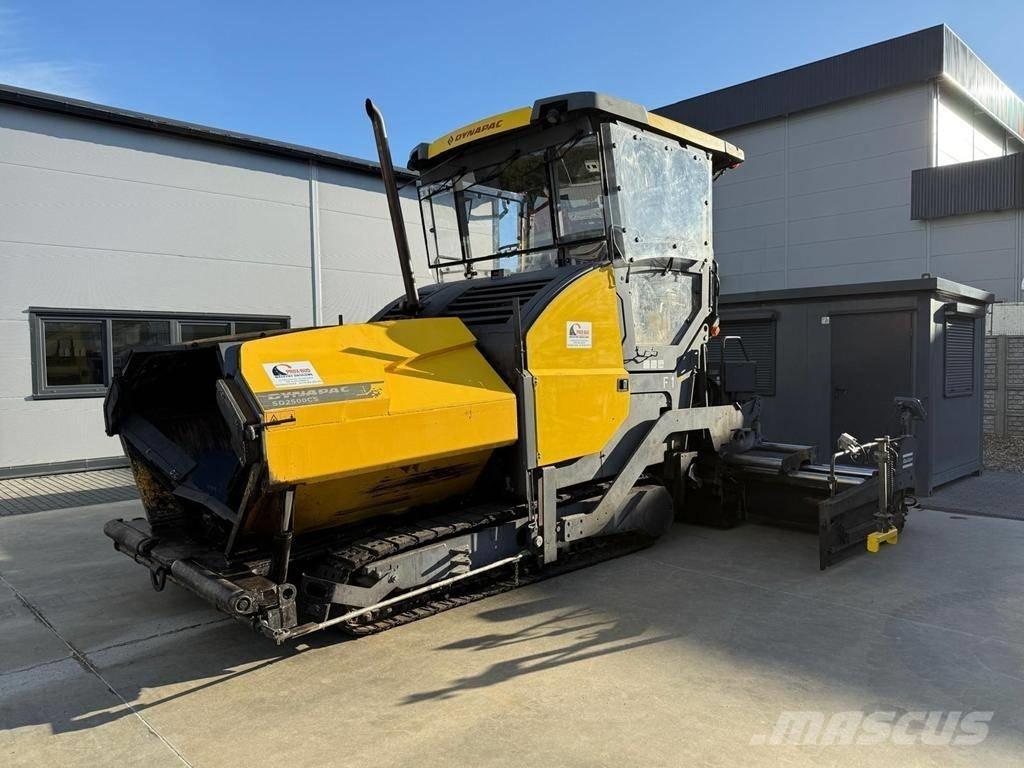 Dynapac SD 2500 CS アスファルトフィニッシャ