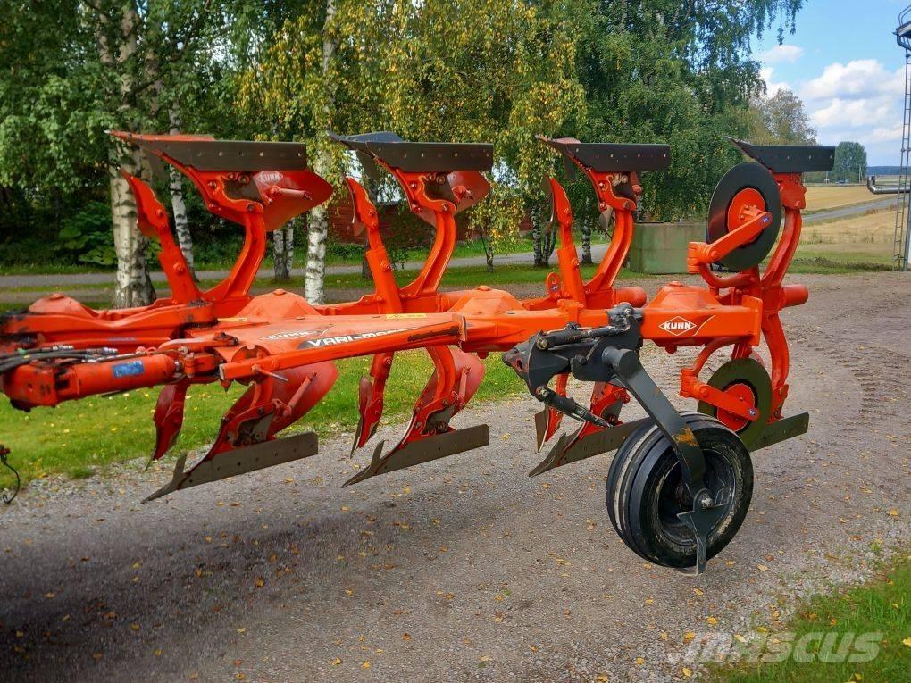 Kuhn Vari-Master 123 リバーシブルプラウ